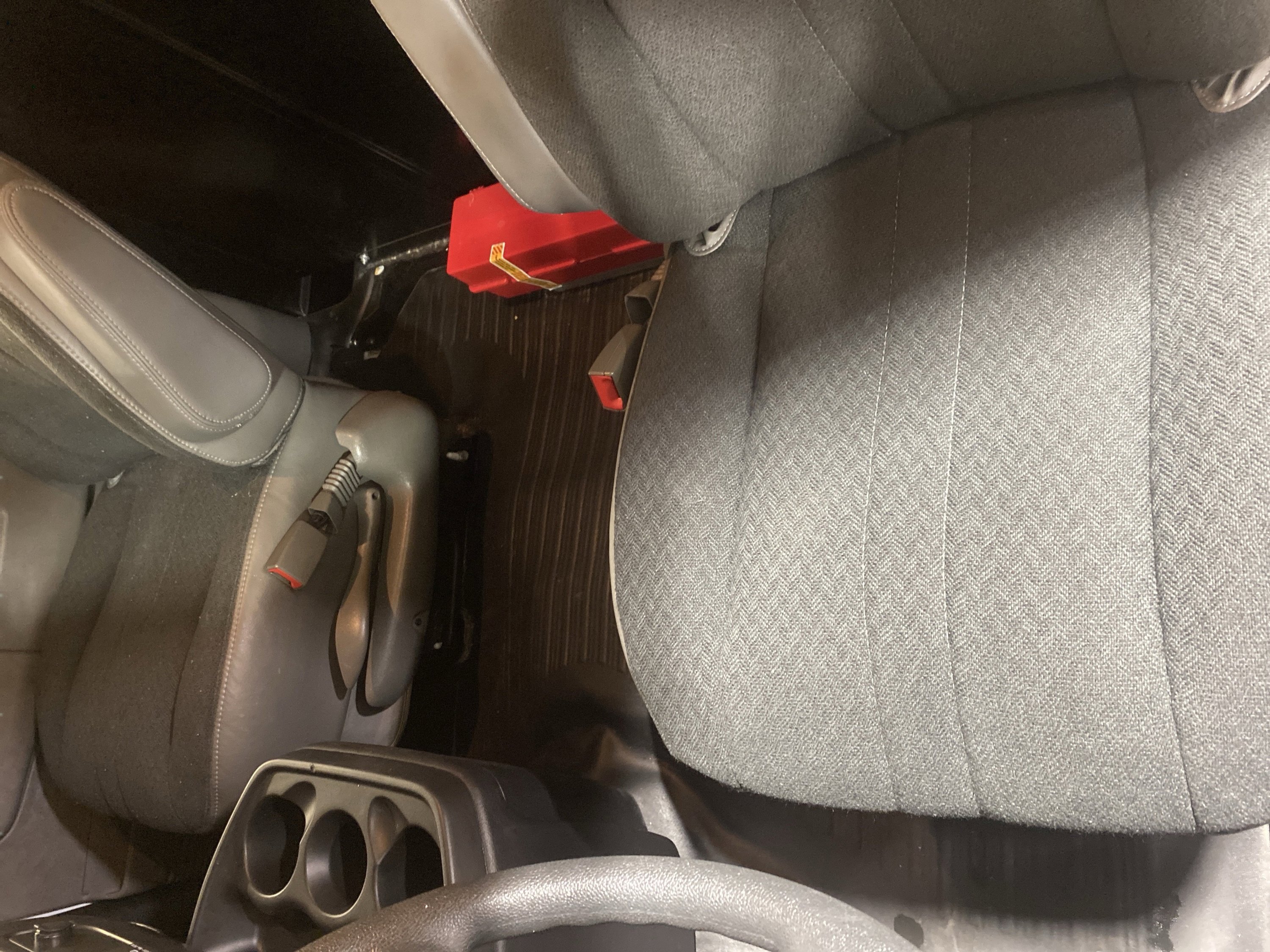 Used 2024 Chevrolet Express 2500 w/ Driver Convenience Package RWD image 16