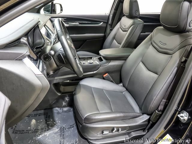 Certified 2025 Cadillac XT5 Premium Luxury image 8