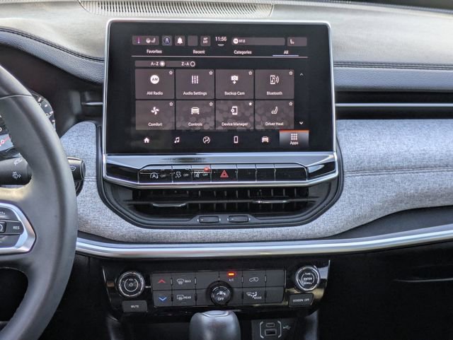 Used 2024 Jeep Compass Latitude image 14