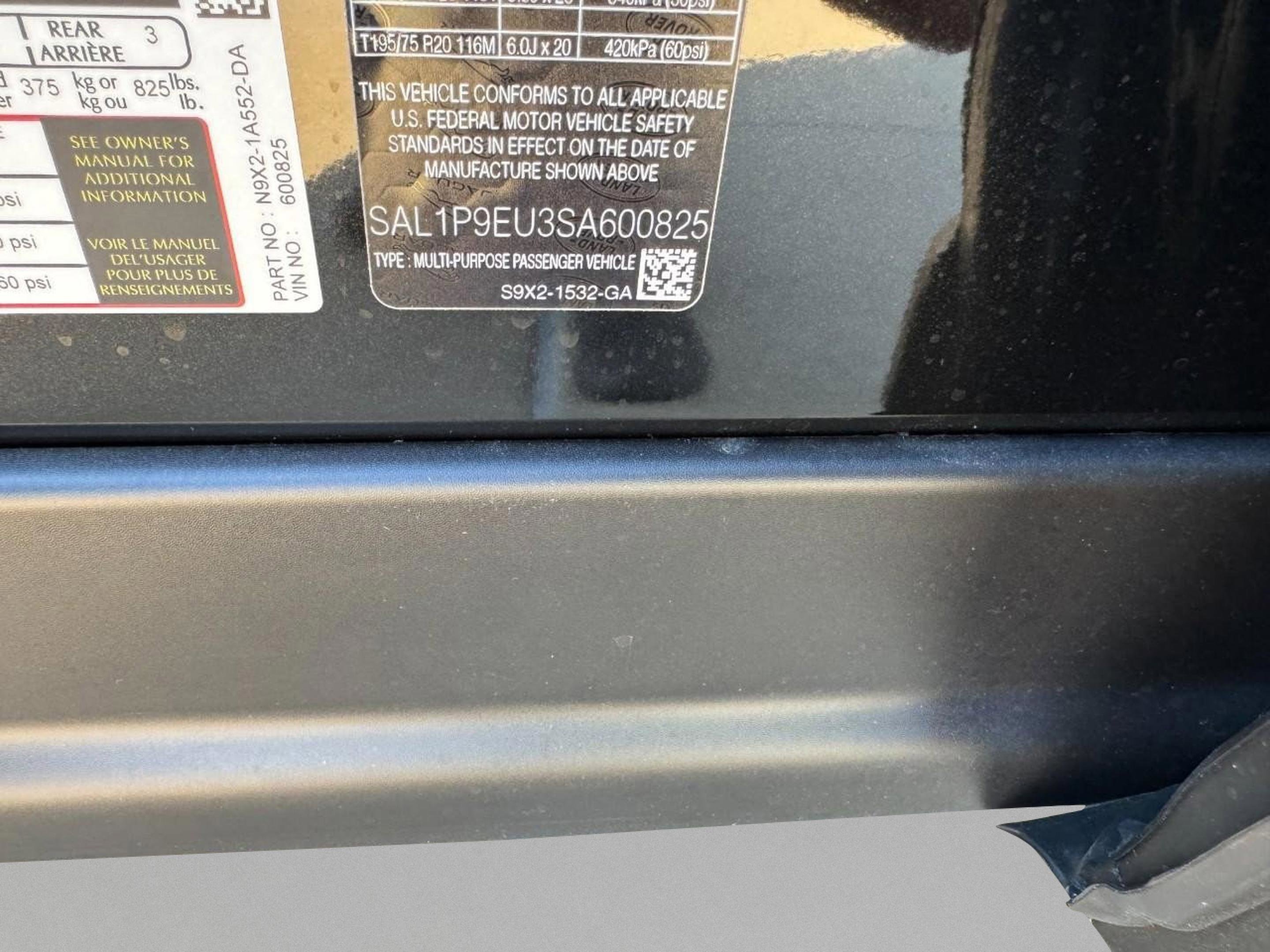 Used 2025 Land Rover Range Rover Sport SE image 34