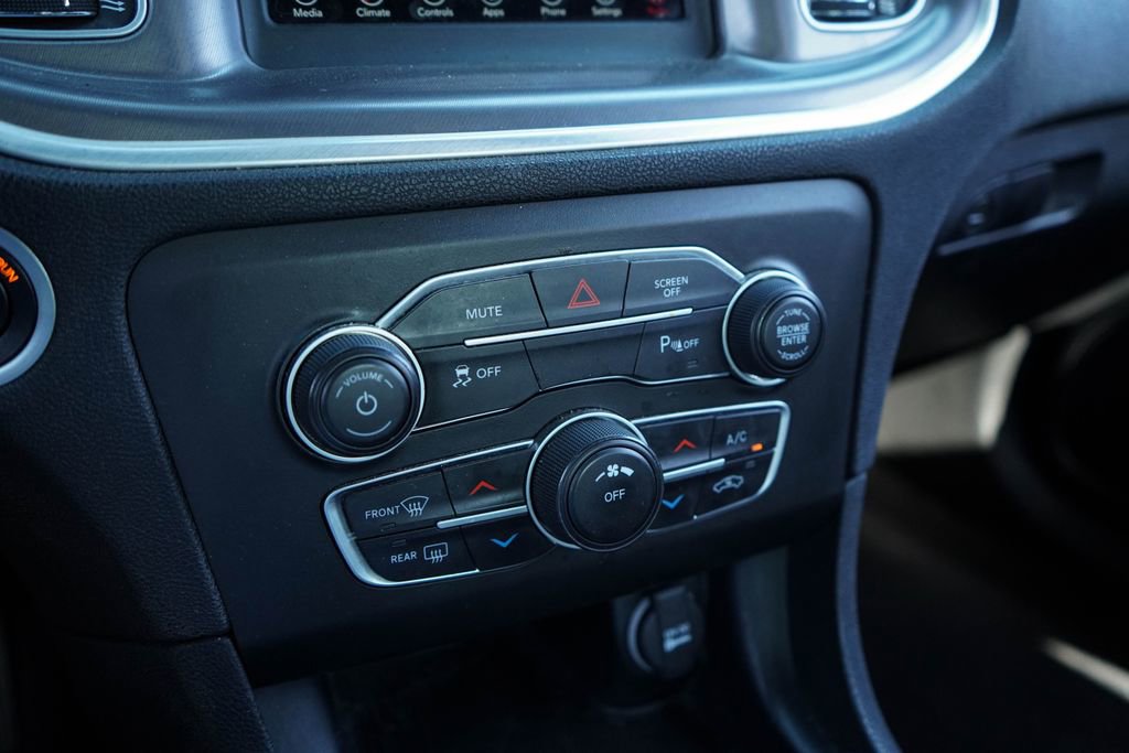 Used 2021 Dodge Charger SXT w/ Leather Interior Group image 22