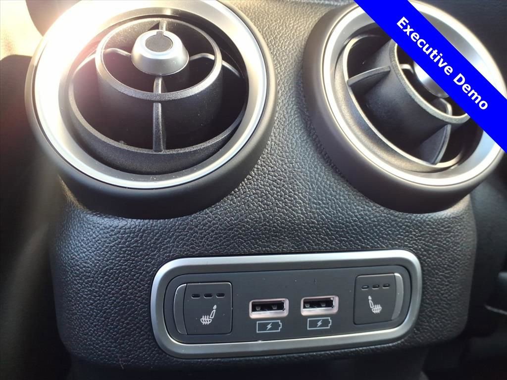 New 2025 Alfa Romeo Giulia w/ Driving Assist Package RWD image 14