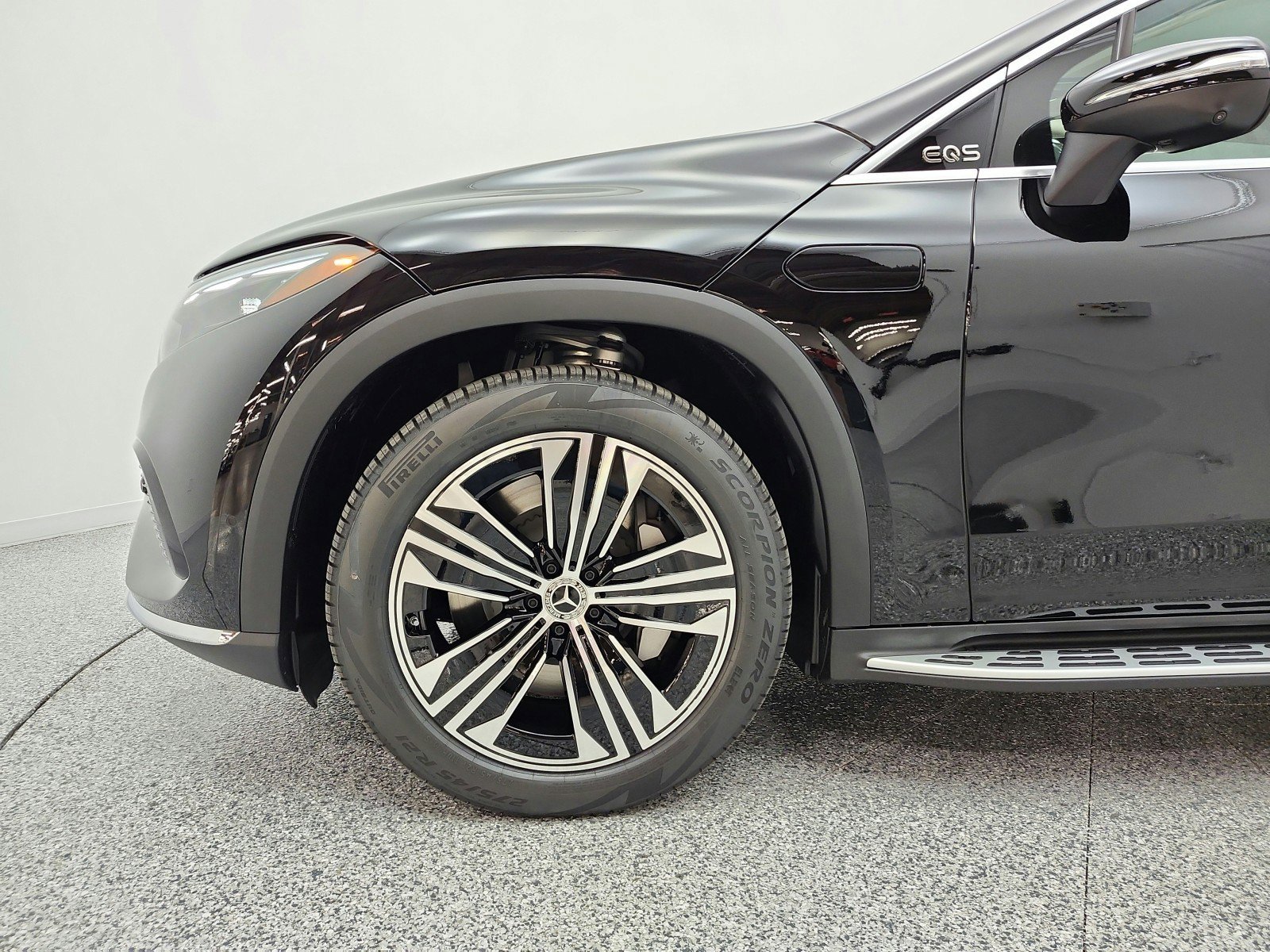 New 2026 Mercedes-Benz EQS 400 4MATIC SUV image 14