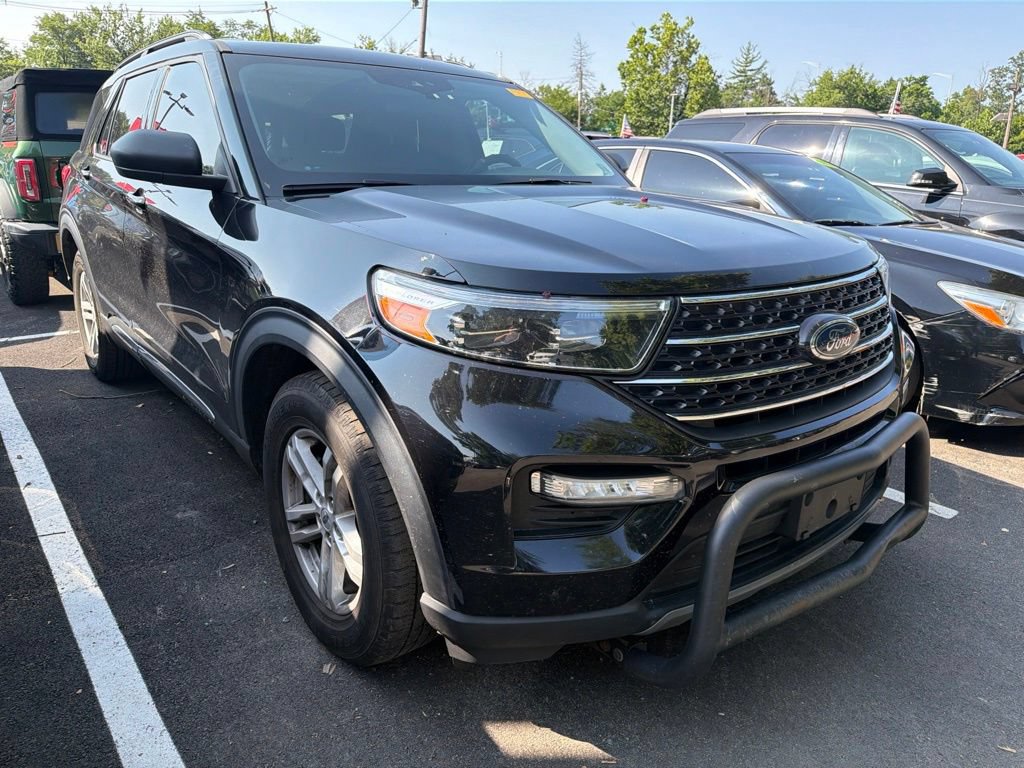 Used 2021 Ford Explorer XLT w/ Equipment Group 202A AWD/4WD image 1