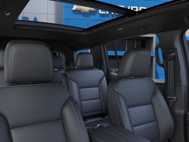 New 2026 Chevrolet Traverse LT w/ Sun and Wheel Package FWD image 24