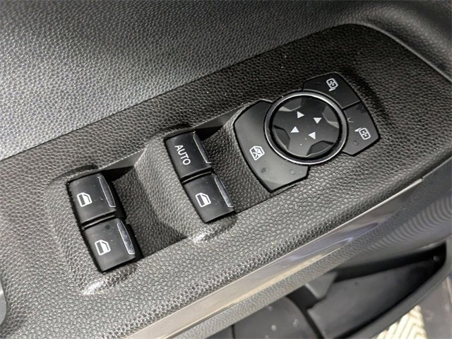 Used 2021 Ford EcoSport SE w/ SE Convenience Package image 12