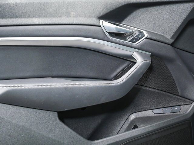Certified 2022 Audi e-tron Premium w/ Convenience Plus Package image 6