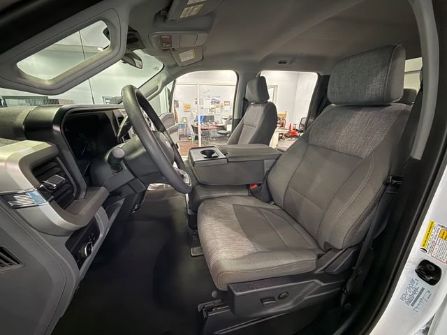 Used 2025 Ford F250 XLT image 11
