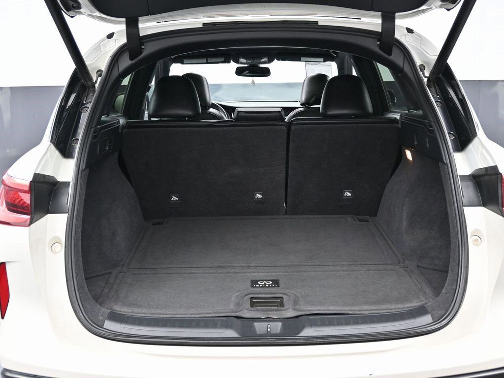 Used 2021 INFINITI QX50 Luxe w/ Appearance Package image 14