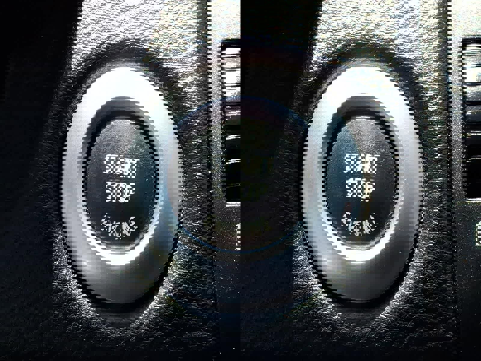 Used 2011 BMW 128i Convertible image 24