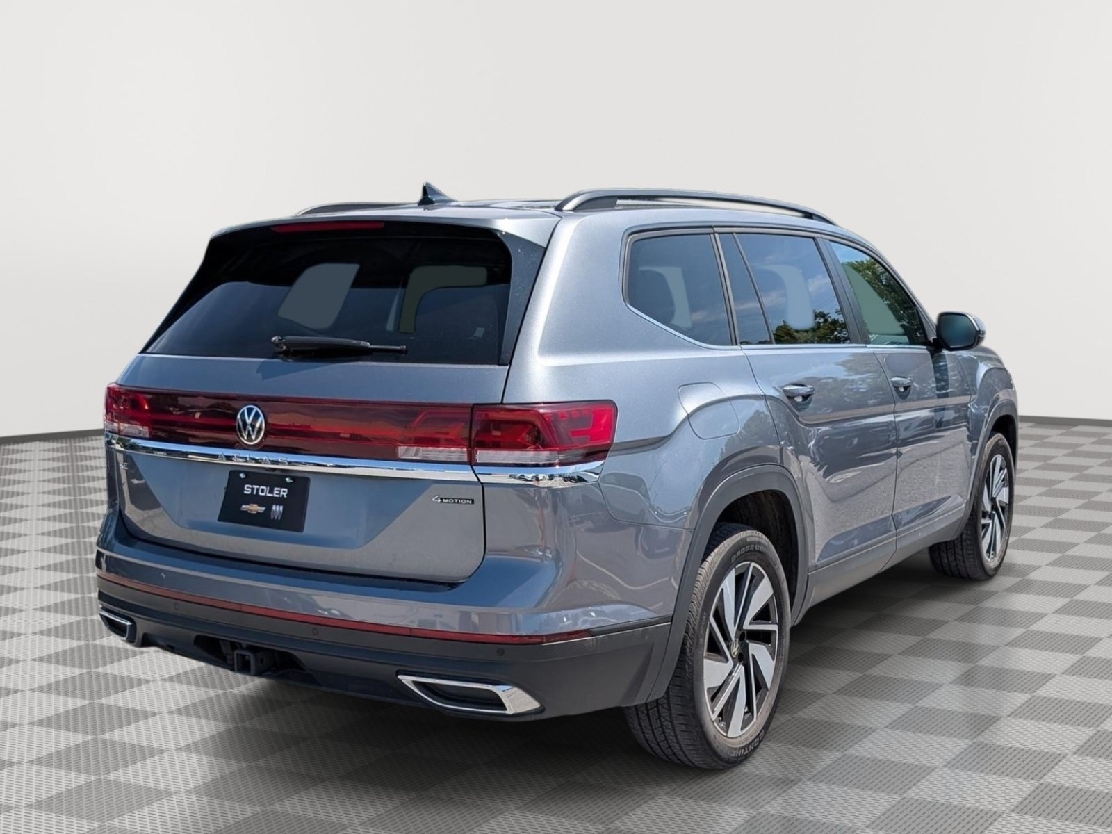 Used 2025 Volkswagen Atlas SE AWD/4WD image 5