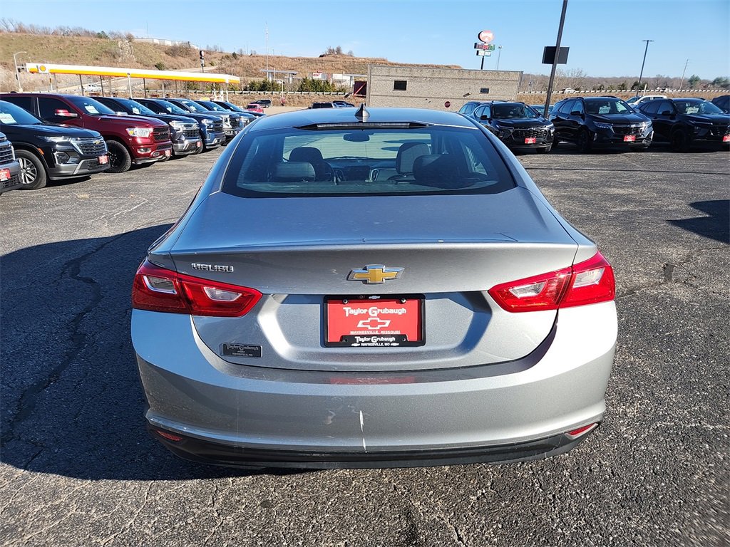 Used 2023 Chevrolet Malibu LS image 7