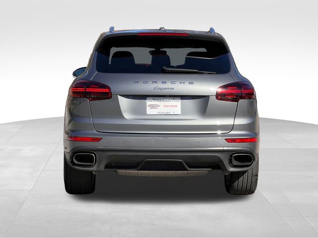 Used 2018 Porsche Cayenne Platinum Edition image 4