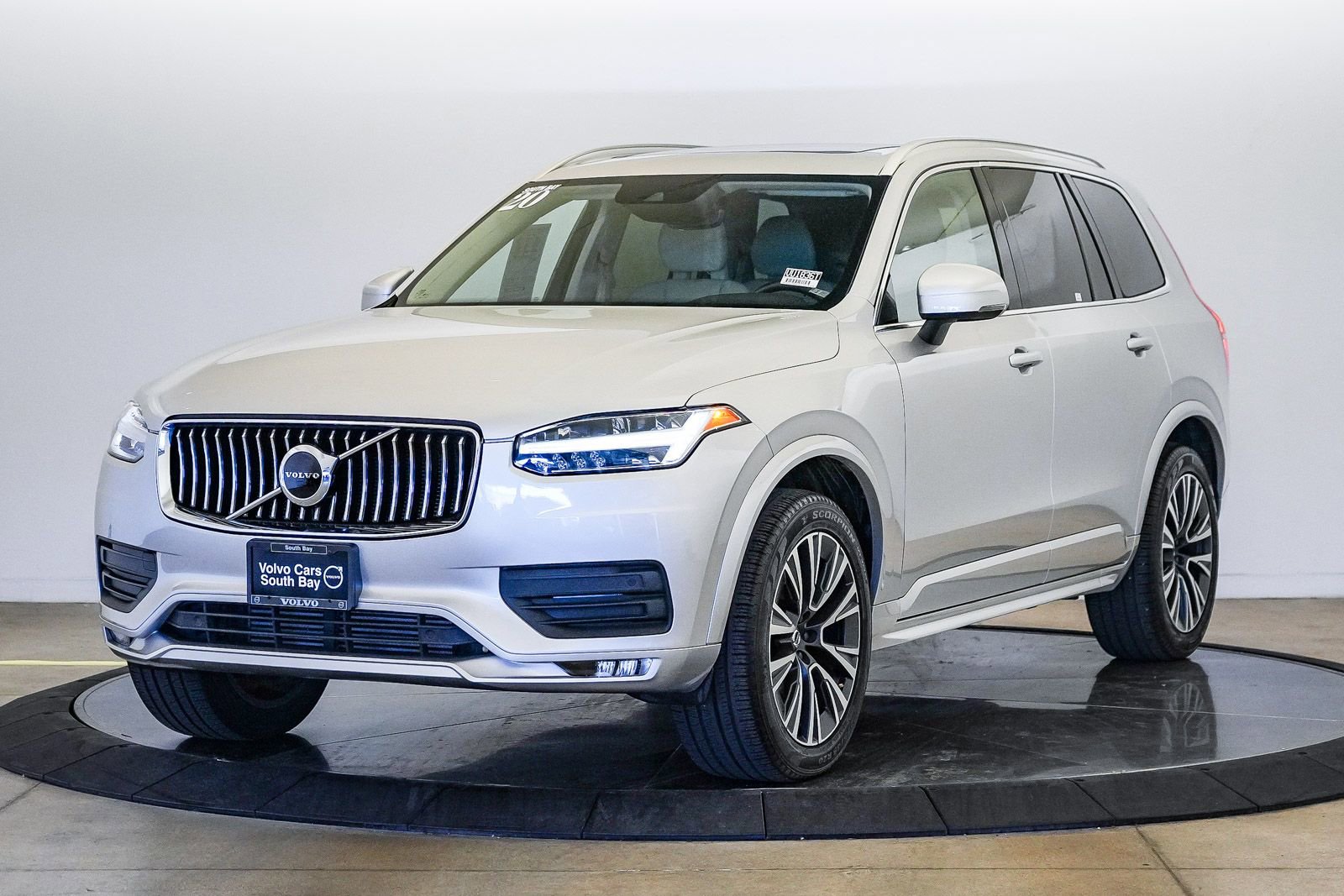 Used 2020 Volvo XC90 T5 Momentum w/ Protection Package Premier AWD/4WD image 1