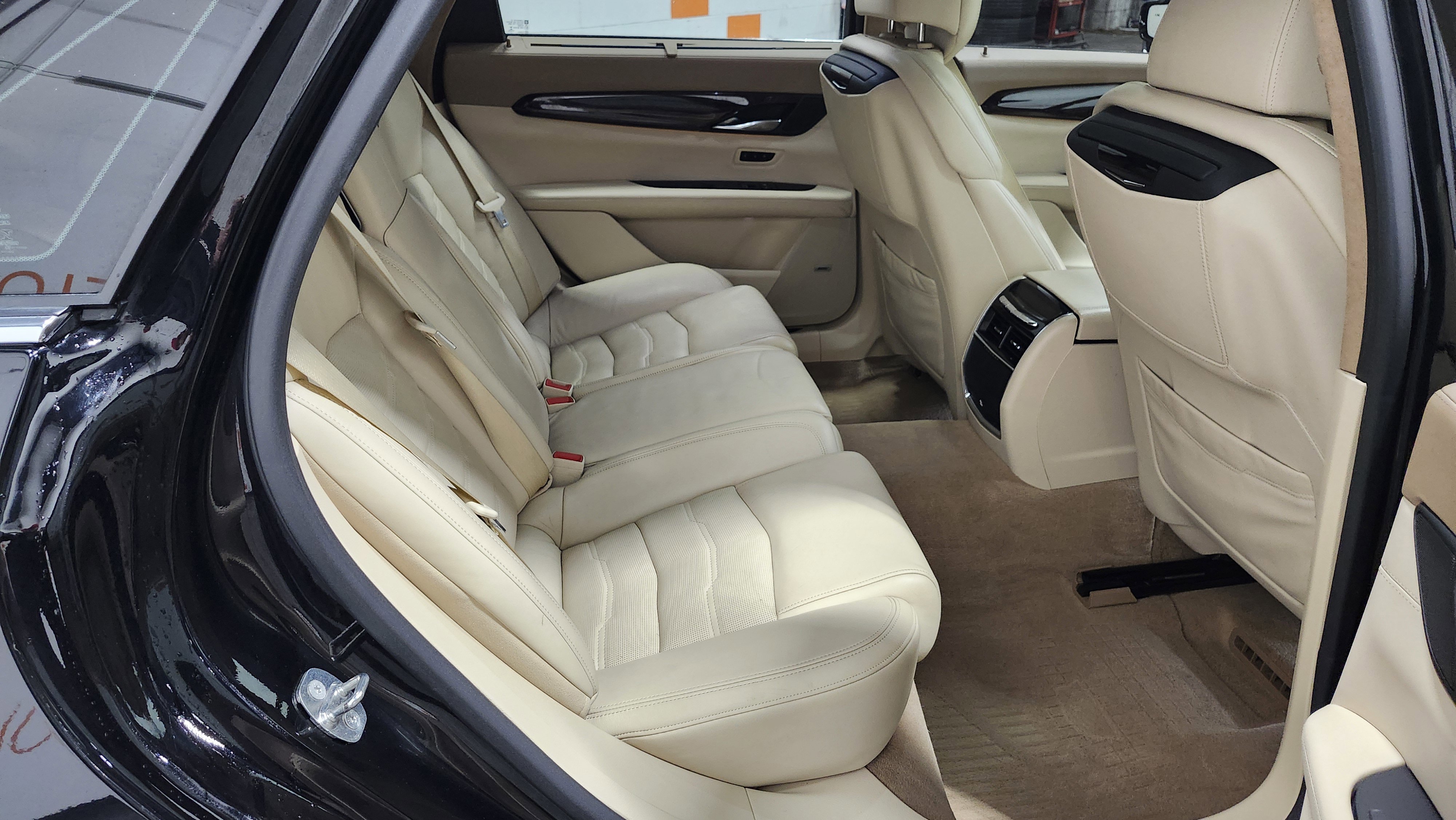 Used 2018 Cadillac CT6 Platinum image 22