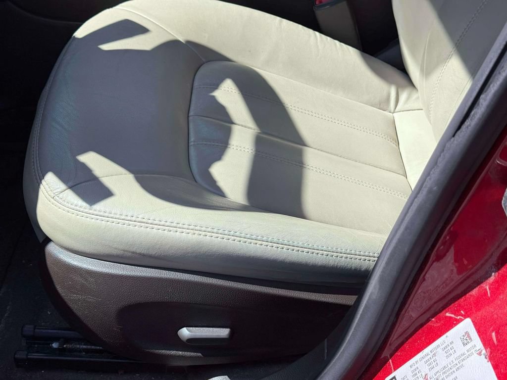 Used 2014 Buick Verano Leather FWD image 10