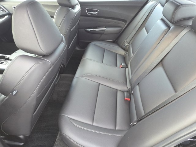 Used 2018 Acura TLX V6 SH-AWD image 13