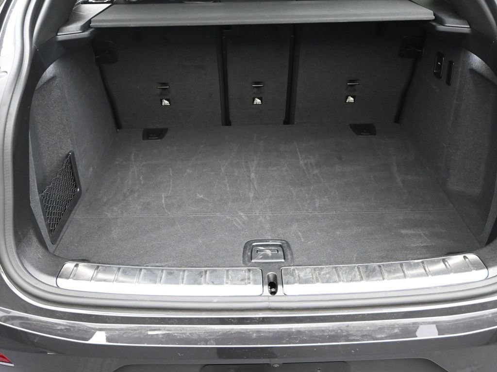 Used 2025 BMW X4 xDrive30i image 16