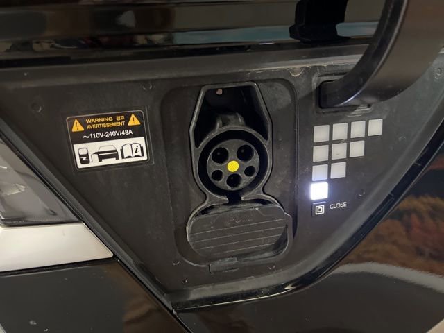 Used 2024 Hyundai Ioniq 5 Limited image 13