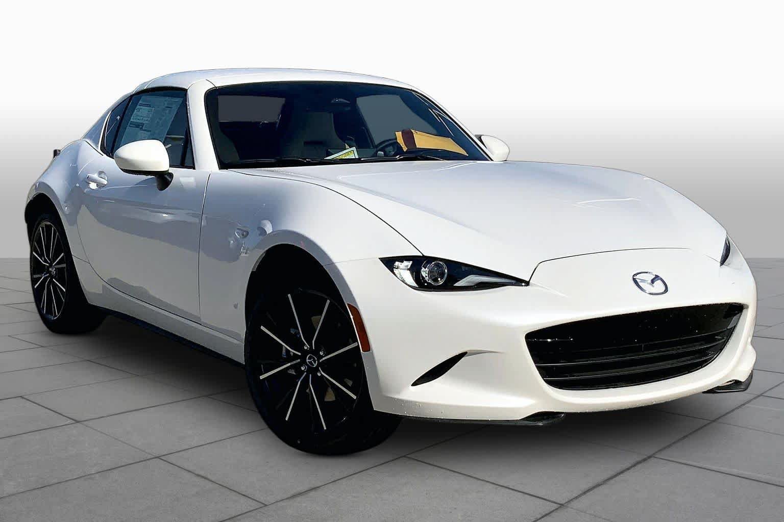 New 2026 MAZDA MX-5 Miata RF Grand Touring RWD image 2