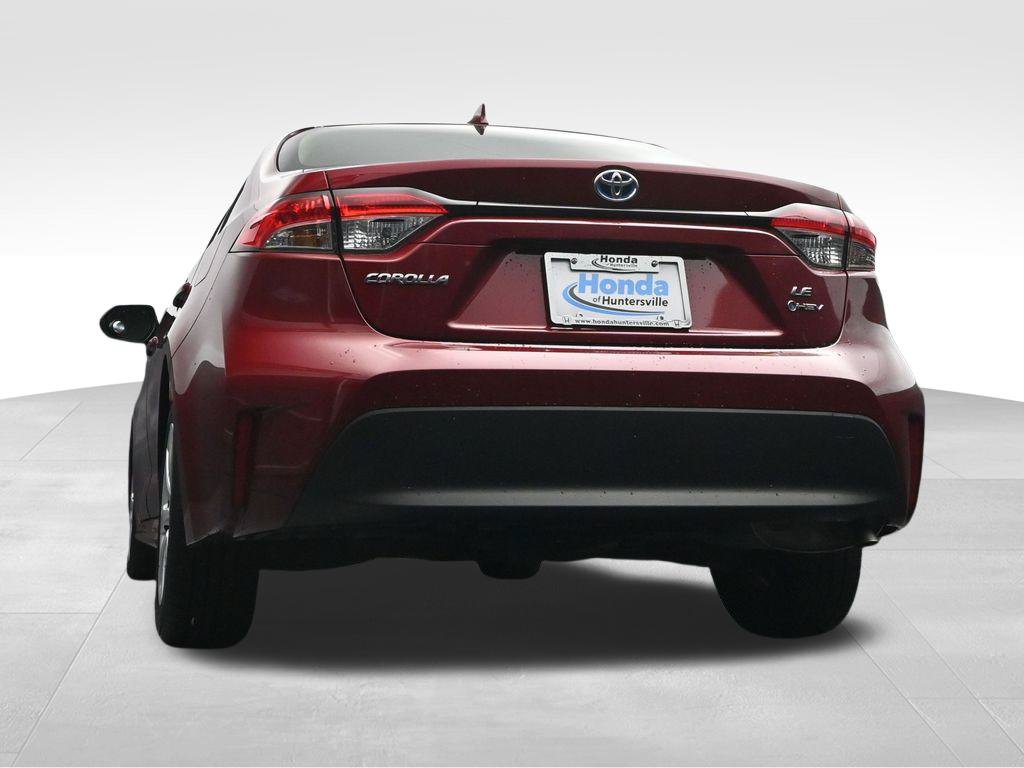 Used 2025 Toyota Corolla LE FWD image 40