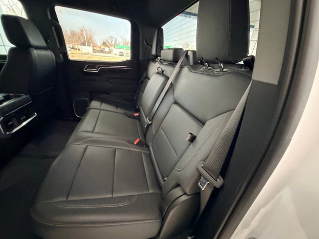 Used 2023 Chevrolet Silverado 1500 LTZ AWD/4WD image 25