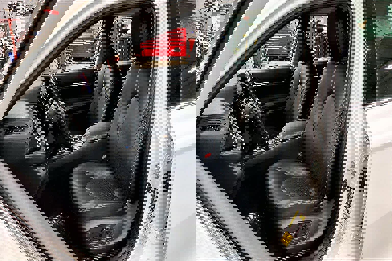 Used 2022 Toyota Camry XSE w/ Navigation Upgrade Package image 8