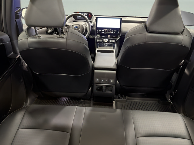 Used 2023 Subaru Solterra AWD image 35