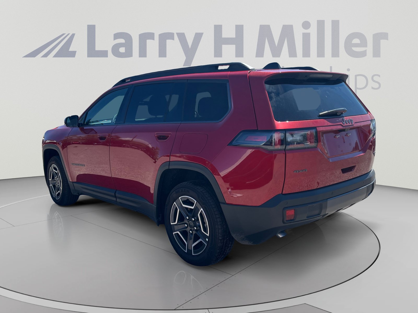 Certified 2026 Jeep Cherokee Laredo AWD/4WD image 3
