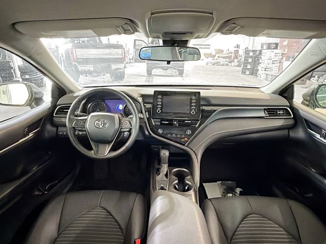 Used 2023 Toyota Camry SE image 10