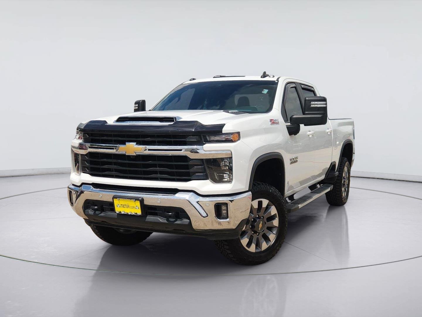 Used 2025 Chevrolet Silverado 2500 LT w/ Texas Edition AWD/4WD image 1