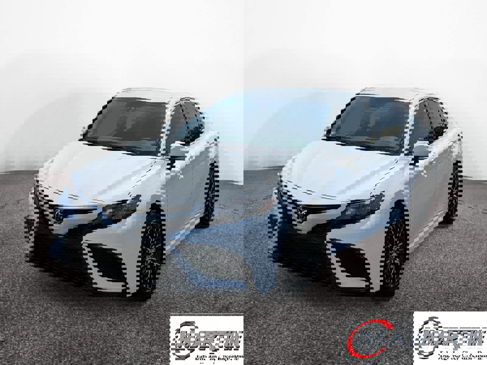 Used 2023 Toyota Camry SE
