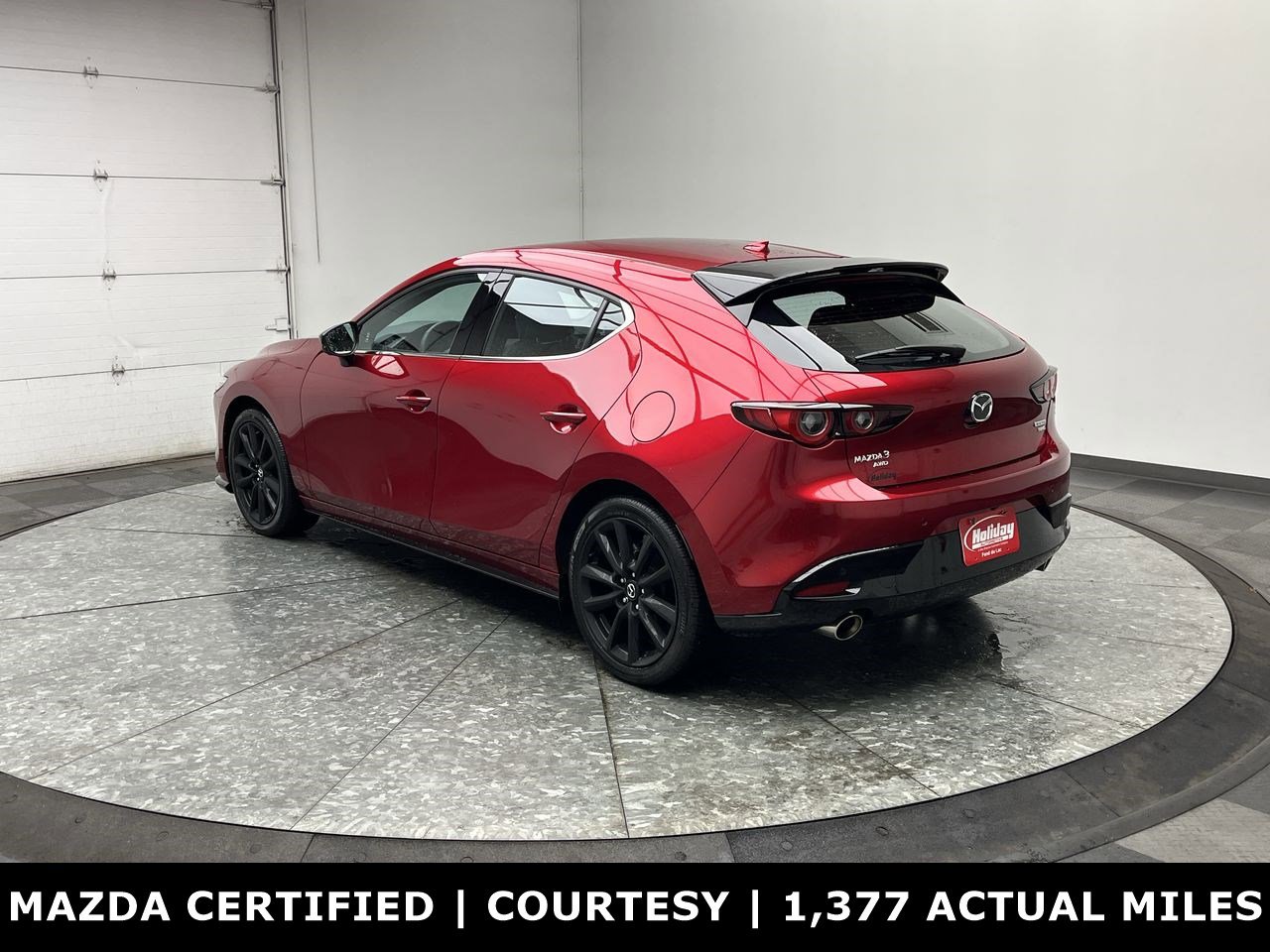 Certified 2025 MAZDA MAZDA3 Hatchback w/Premium Plus Pkg image 2