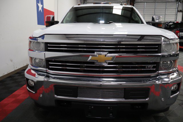 Used 2015 Chevrolet Silverado 3500 LTZ w/ Duramax Plus Package AWD/4WD image 4