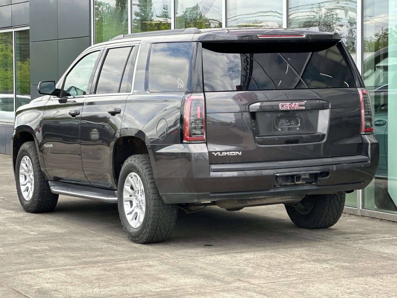 Used 2015 GMC Yukon SLT AWD/4WD image 5