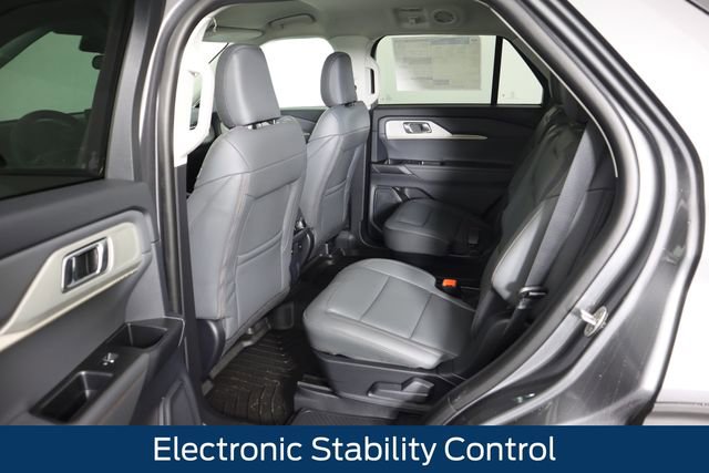 New 2026 Ford Explorer Active w/ Active Comfort Package AWD/4WD image 44
