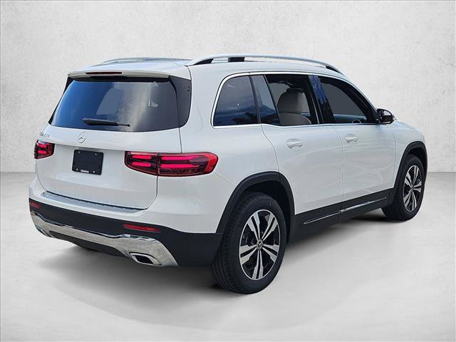 New 2026 Mercedes-Benz GLB 250 image 2