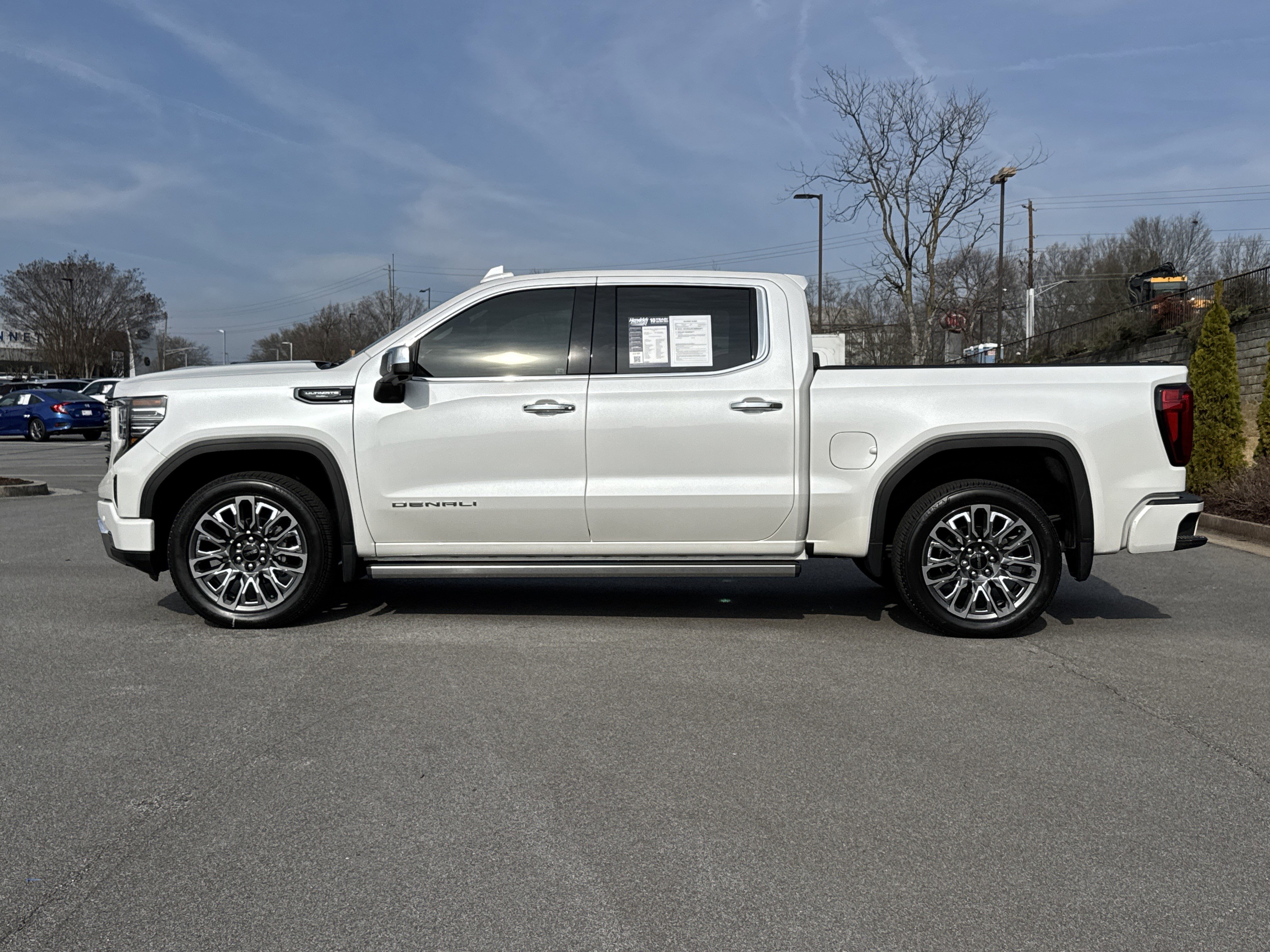 Used 2024 GMC Sierra 1500 Denali Ultimate image 7