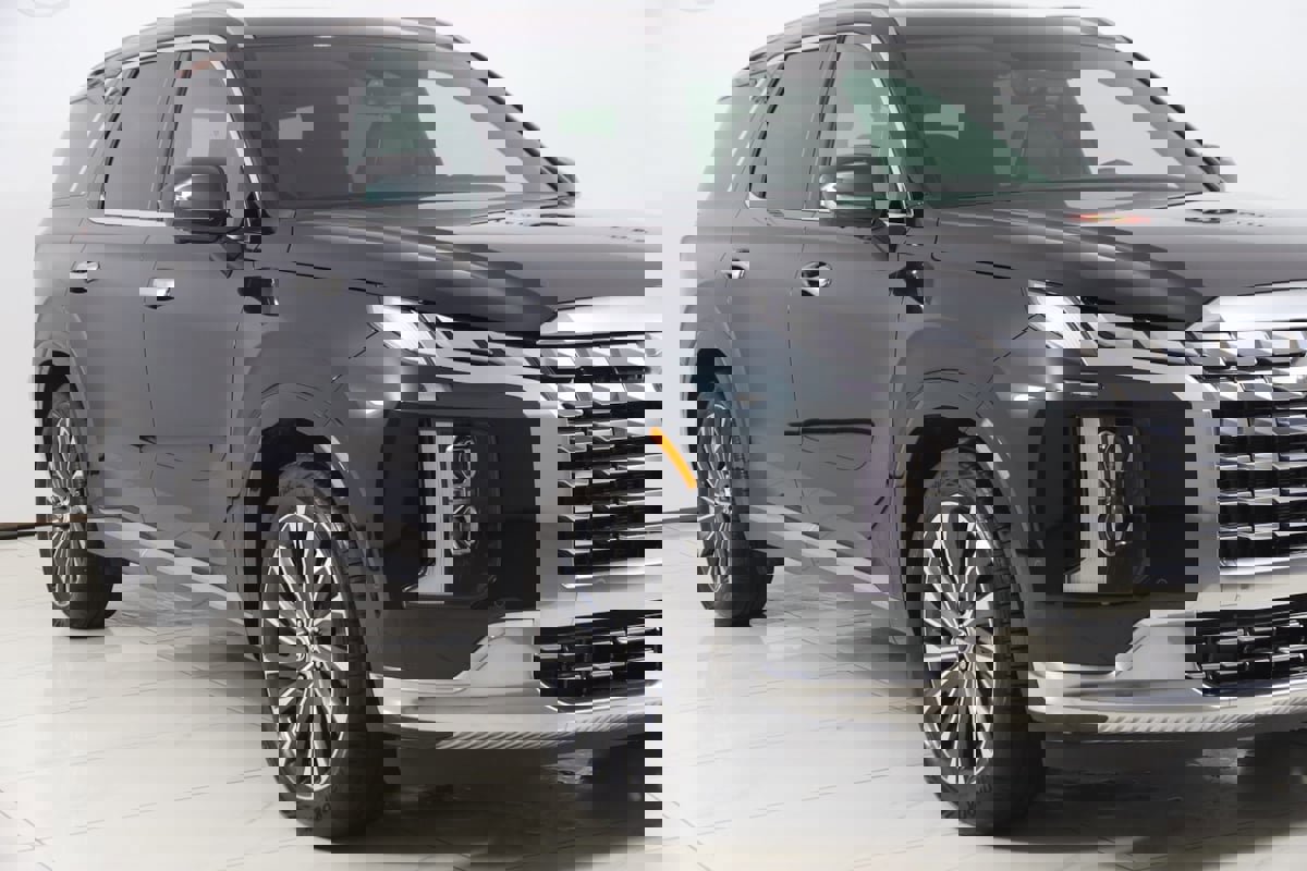 Used 2024 Hyundai Palisade Calligraphy image 44