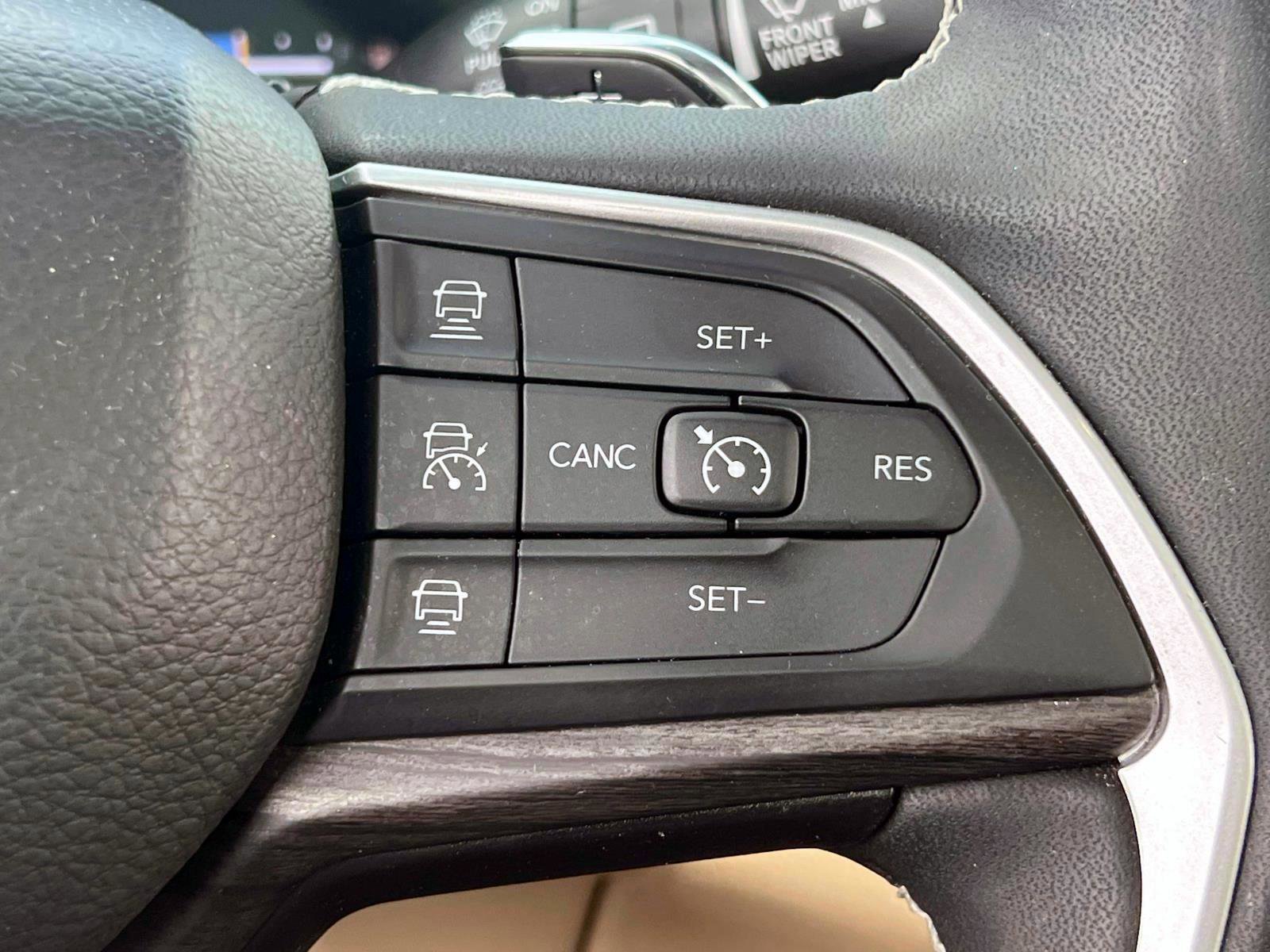 Certified 2022 Jeep Grand Cherokee Limited 4xe image 23