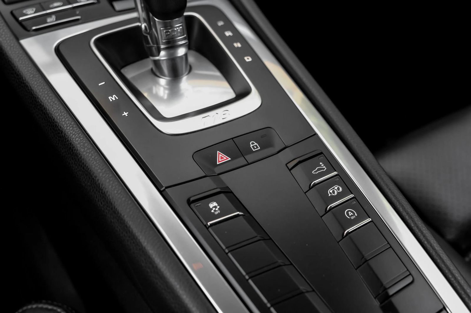 Used 2019 Porsche 718 Cayman S RWD image 28