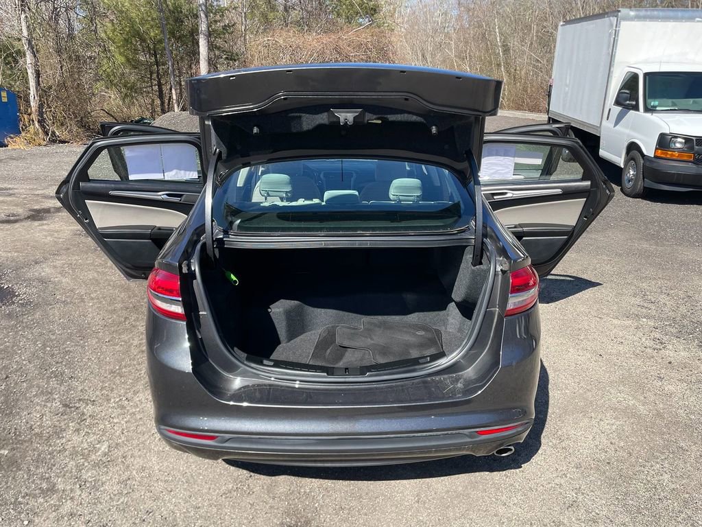 Used 2018 Ford Fusion S image 24