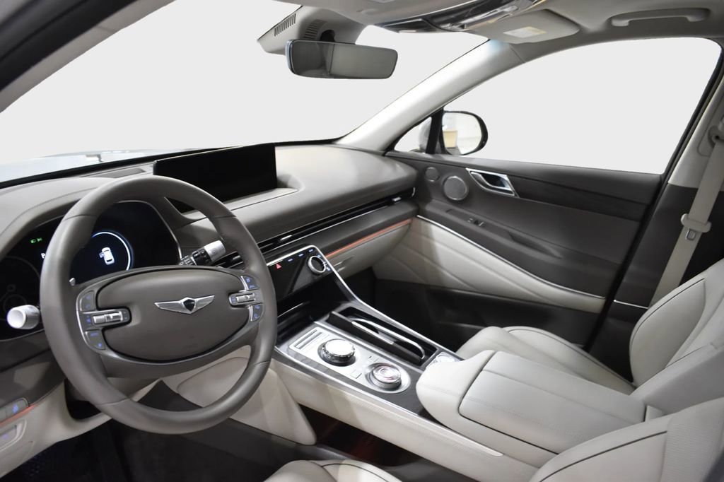 Used 2024 Genesis GV80 2.5T w/ Advanced Package AWD/4WD image 26