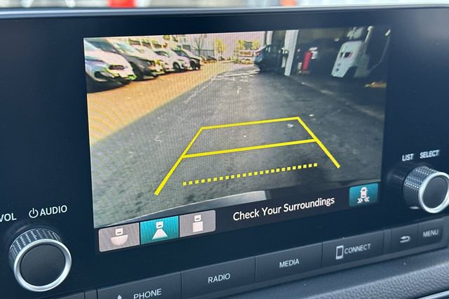 Certified 2025 Honda Civic Sport image 17