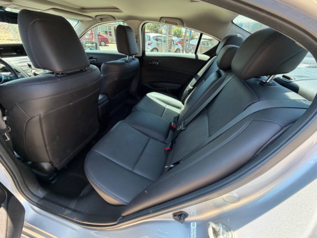 Used 2013 Acura ILX w/ Premium Package FWD image 12