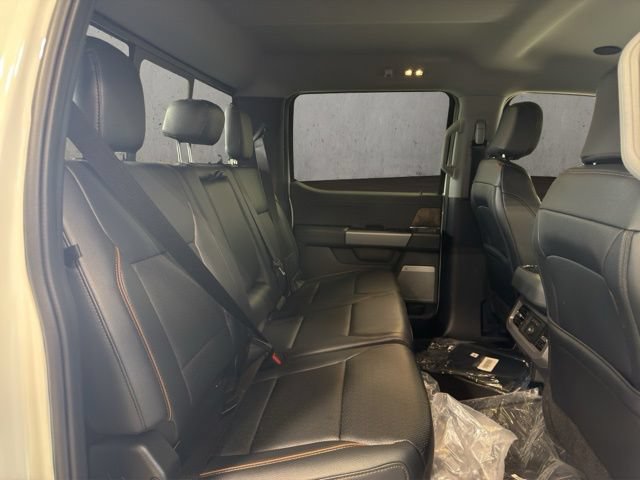 New 2026 Ford F250 Lariat w/ Black Appearance Package AWD/4WD image 16