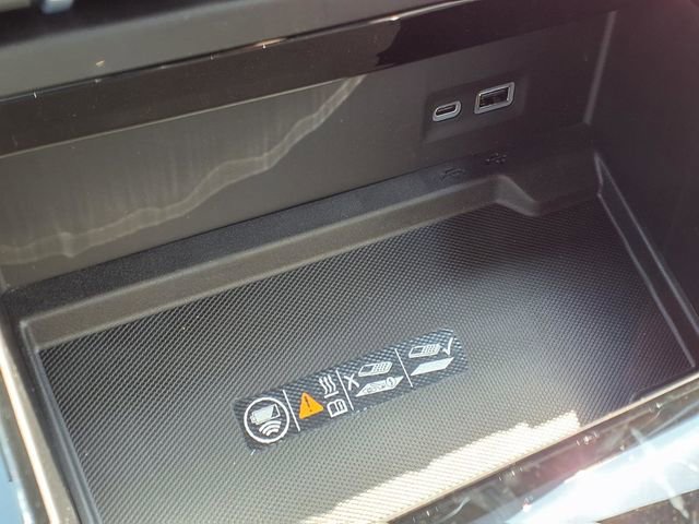 New 2026 GMC Yukon XL Elevation AWD/4WD image 14
