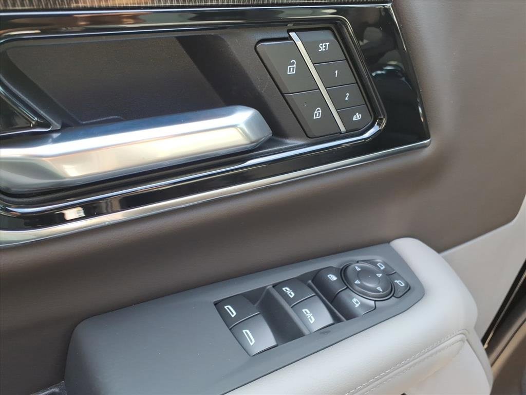 New 2026 GMC Yukon XL Elevation image 12