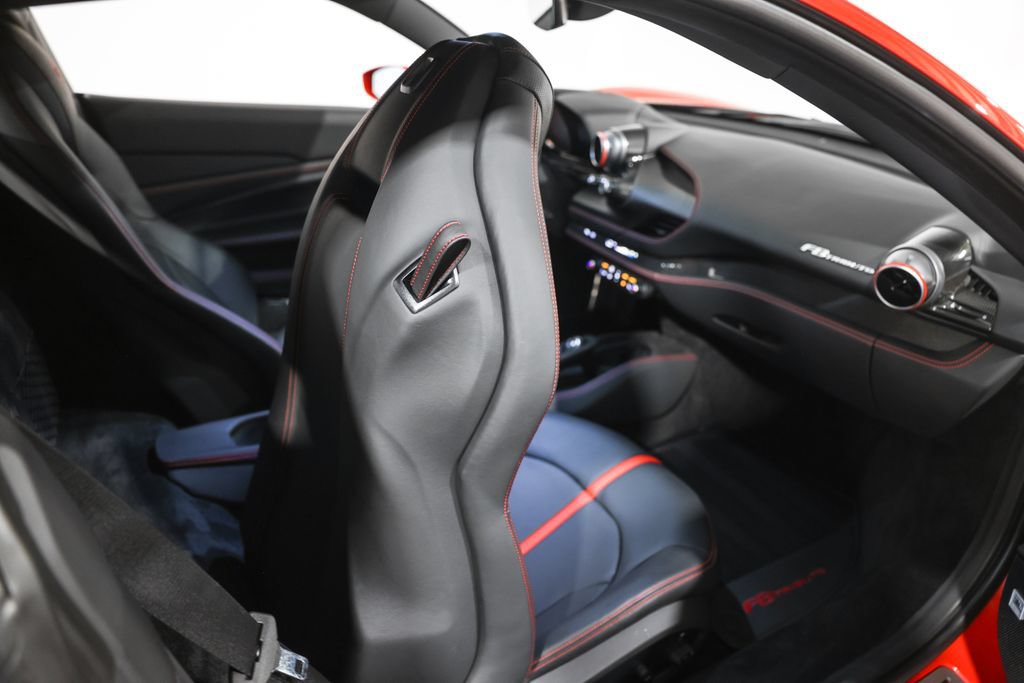 Used 2020 Ferrari F8 Tributo RWD image 32