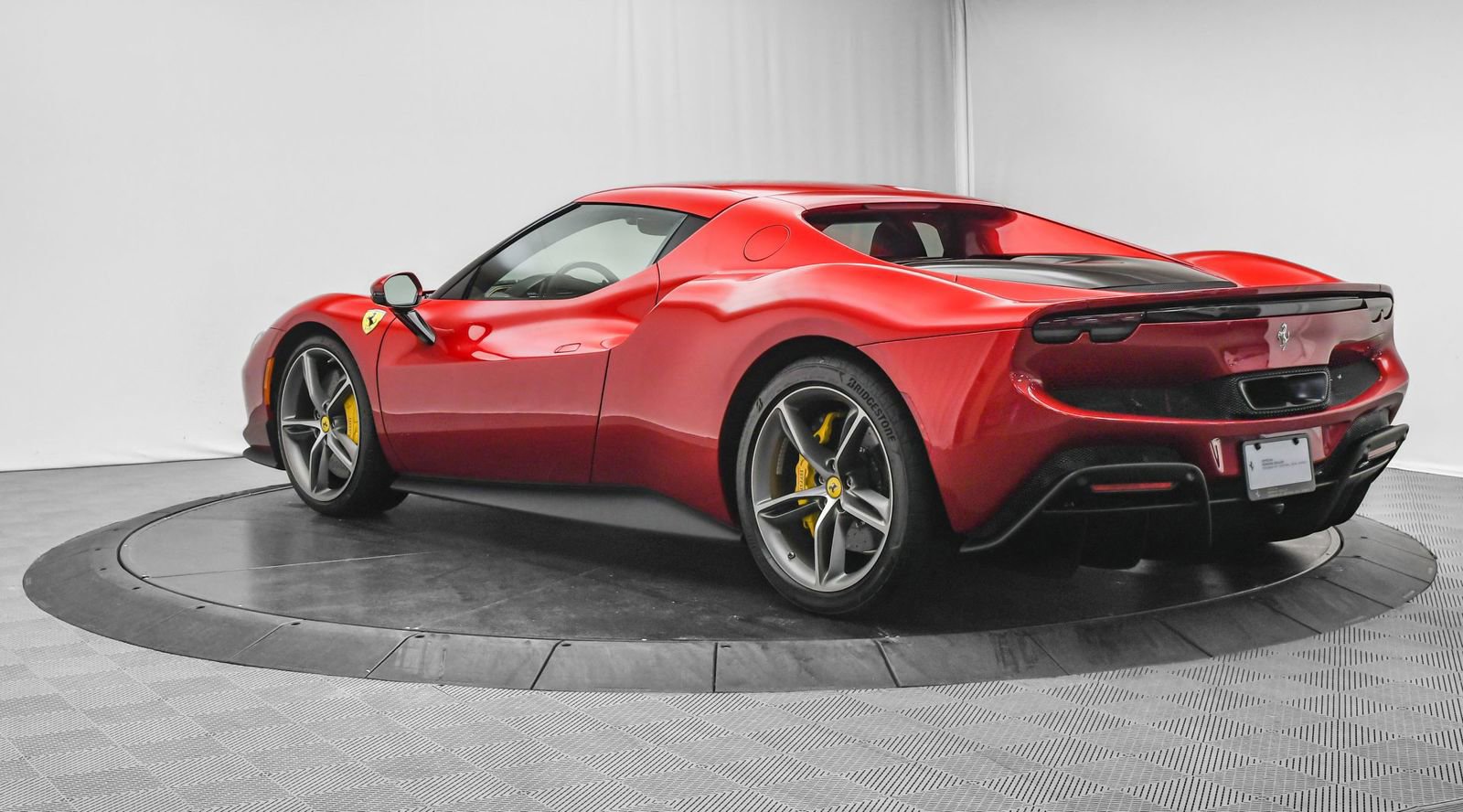 Used 2025 Ferrari 296 GTB RWD image 5